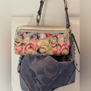 Coach signature shoulder bag with coordinating wristlet